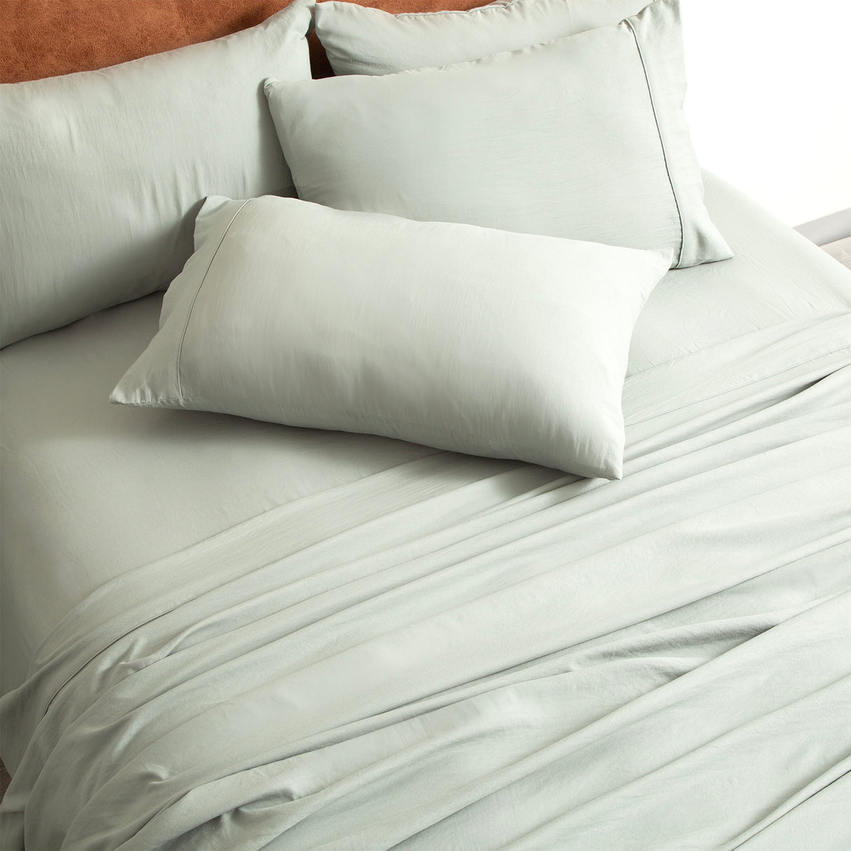 Luxore Ultra Plush Vintage Washed Microfiber Sheet Set by Ddecor Home