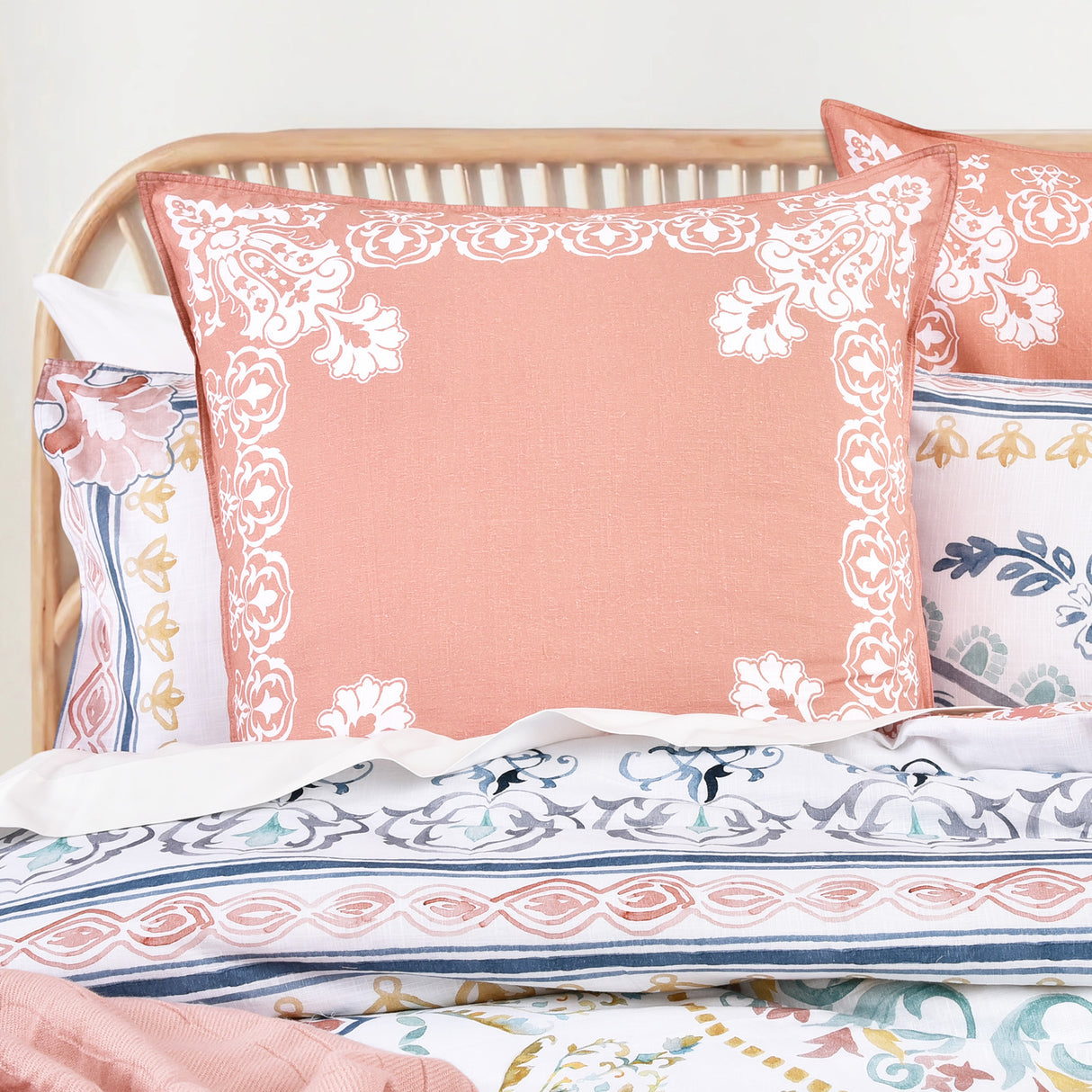 300TC 100% Cotton Reversible Talia Quilt Cover Set by Renee Taylor