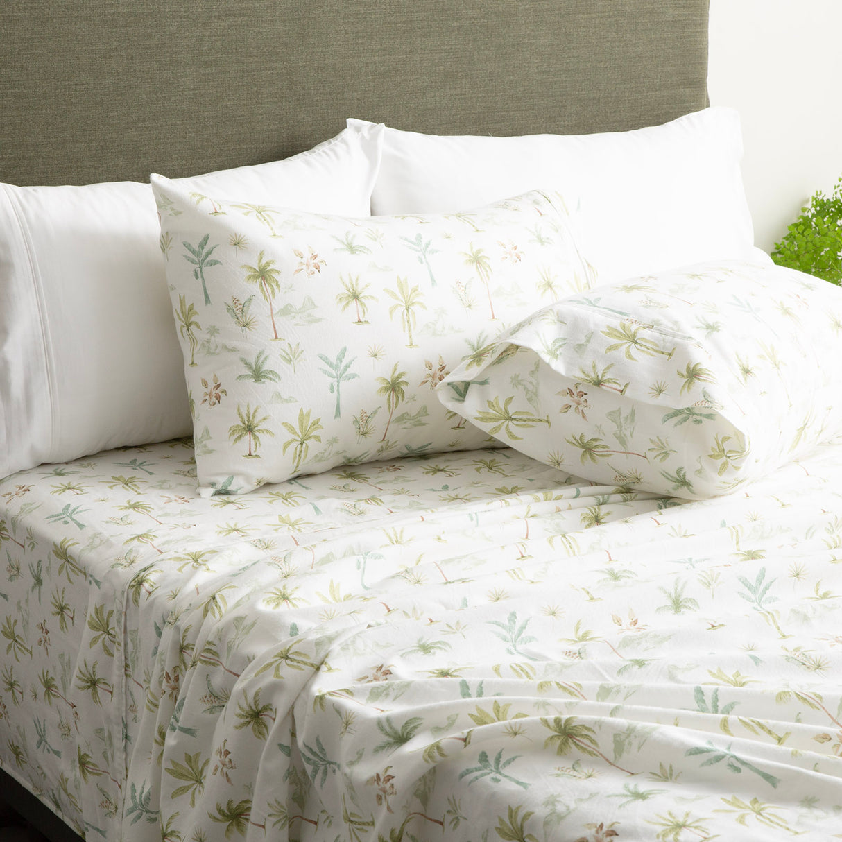 175GSM 100% Egyptian Cotton Flannelette Sheet Set In Patterned Designs by Park Avenue | Winter Warm Bedding