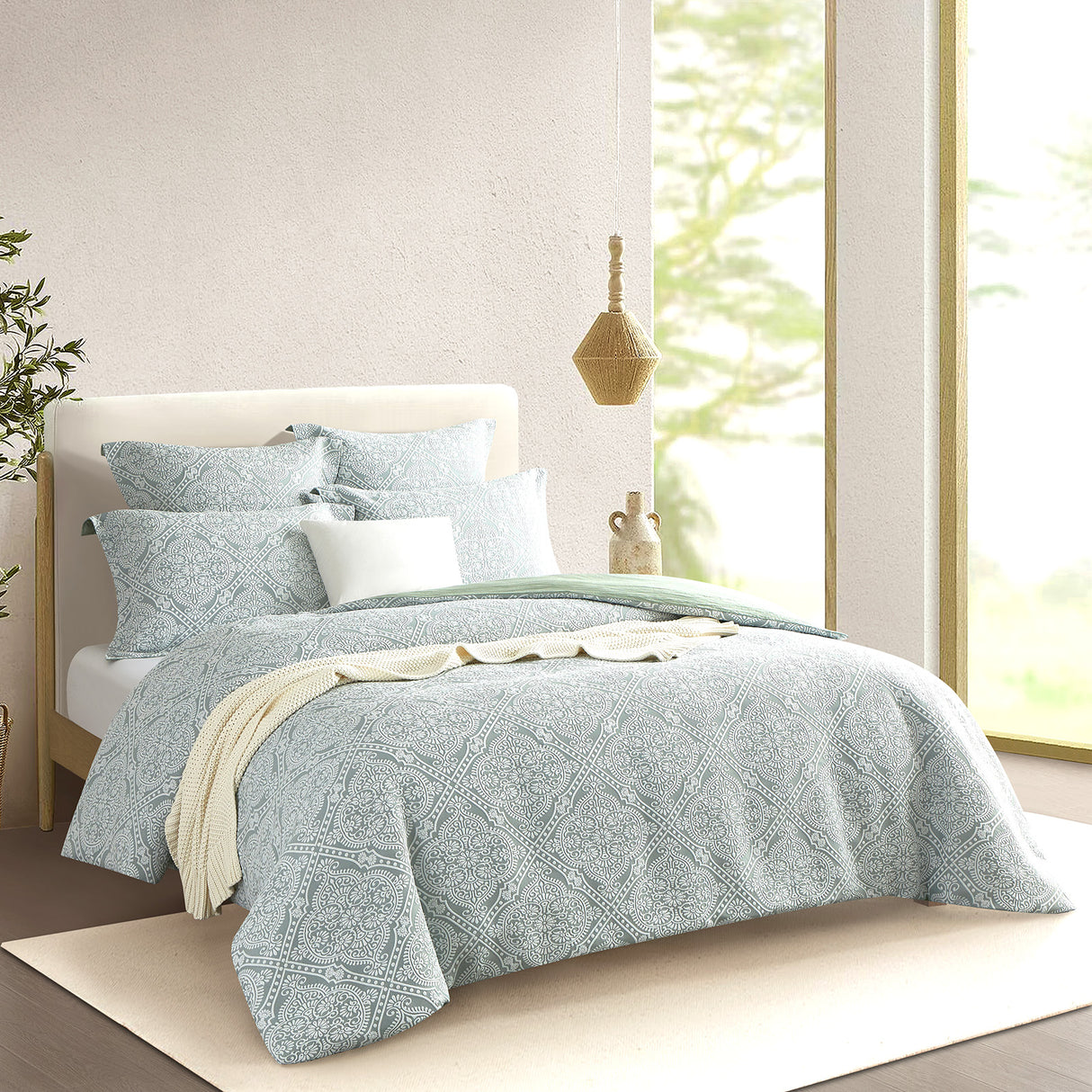 Allero 300TC Cotton Blend Jacquard Woven Quilt Cover Set by Renee Taylor in Sage