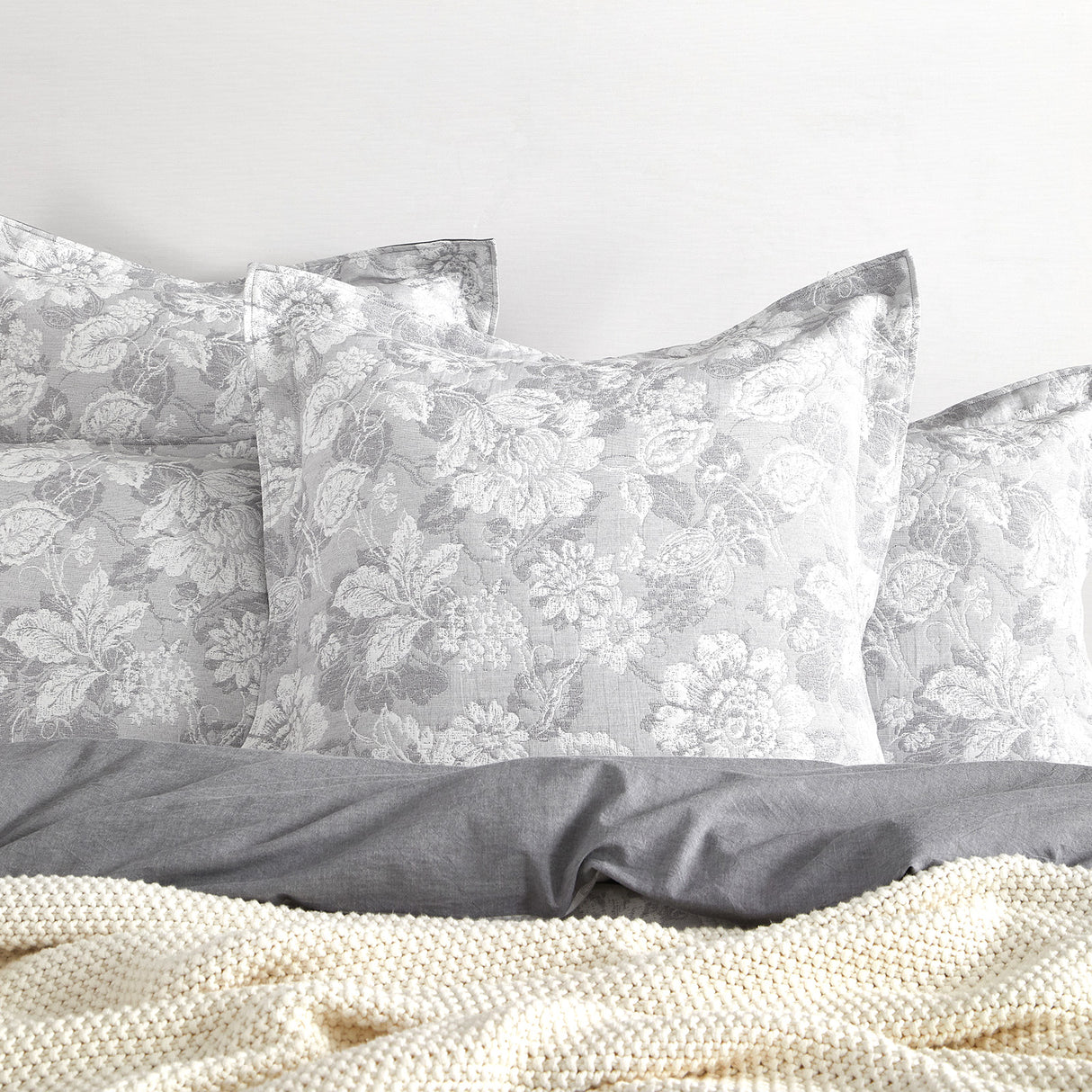 Lubela 300TC Cotton Blend Jacquard Woven Quilt Cover Set by Renee Taylor in Light Charcoal