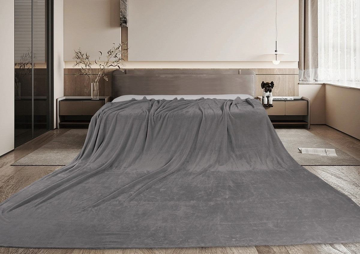Ramesses Luxury Winter Warmth Giant Oversized Family Blanket | 315cm x 315cm Cozy Warm Plush Blanket