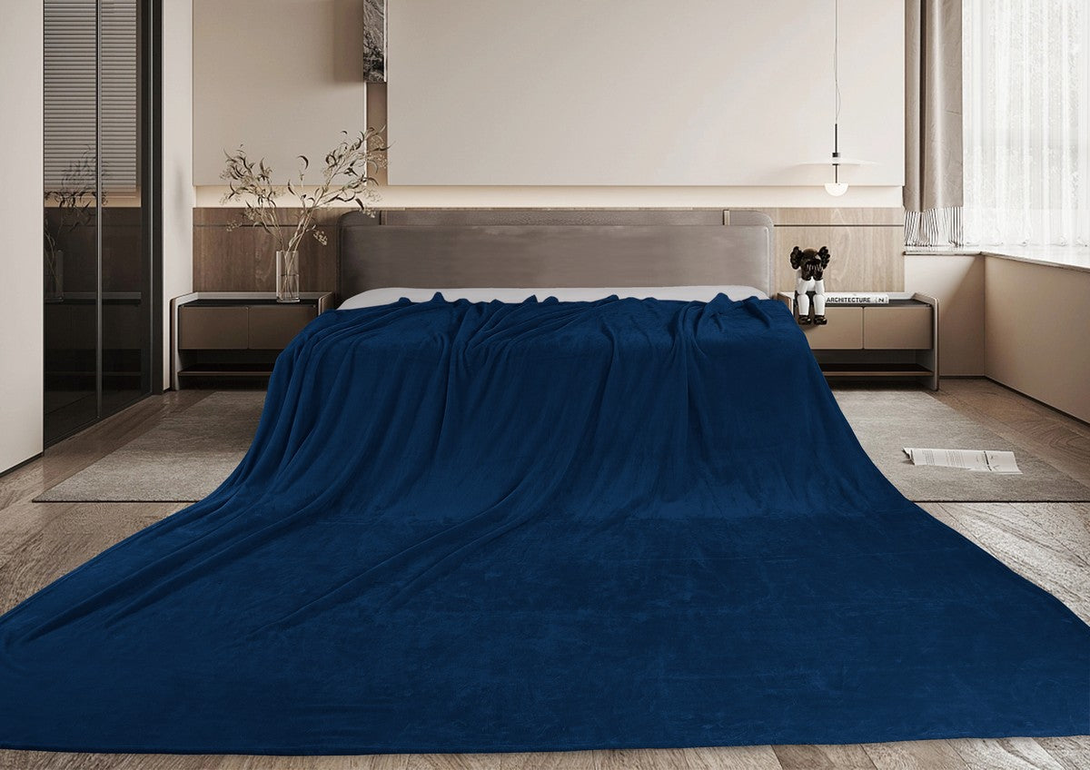 Ramesses Luxury Winter Warmth Giant Oversized Family Blanket | 315cm x 315cm Cozy Warm Plush Blanket