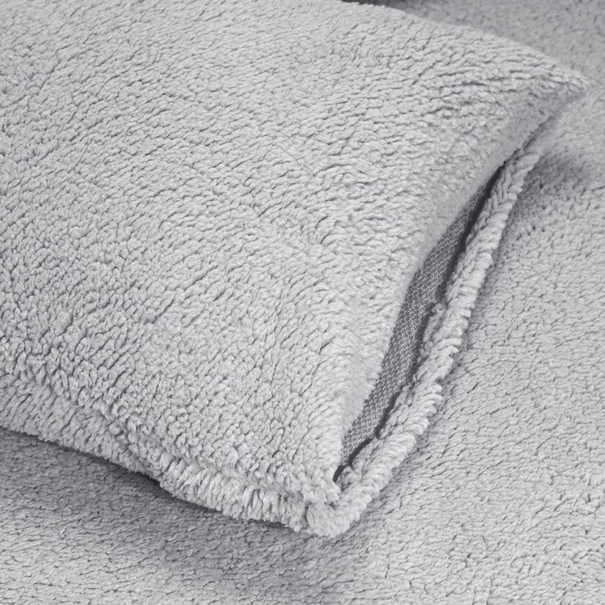 Ultra Soft Sherpa Fleece Fitted Sheet Combo Set by Ramesses | Fluffy Warm Winter Bedding Set