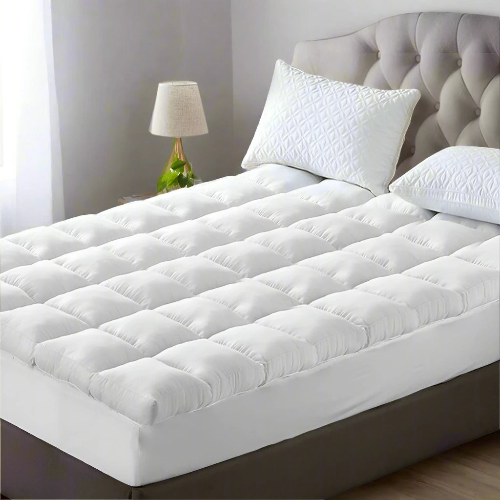 1000GSM Cooling Bamboo Mattress Topper | Hotel Quality Deluxe Fitted Breathable Topper