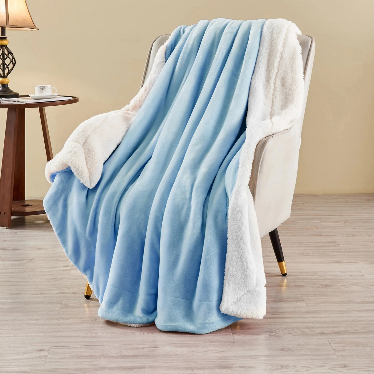 Luxiore Super Warm Soft Mink Flannel Sherpa Fleece Blanket | 480GSM Reversible Two Sided Winter Blanket