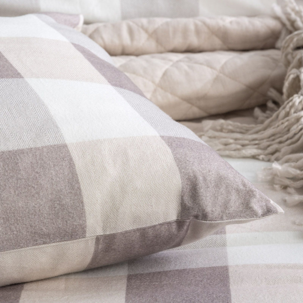 175GSM 100% Egyptian Cotton Flannelette Quilt Cover Set by Park Avenue | Winter Warm Bedding