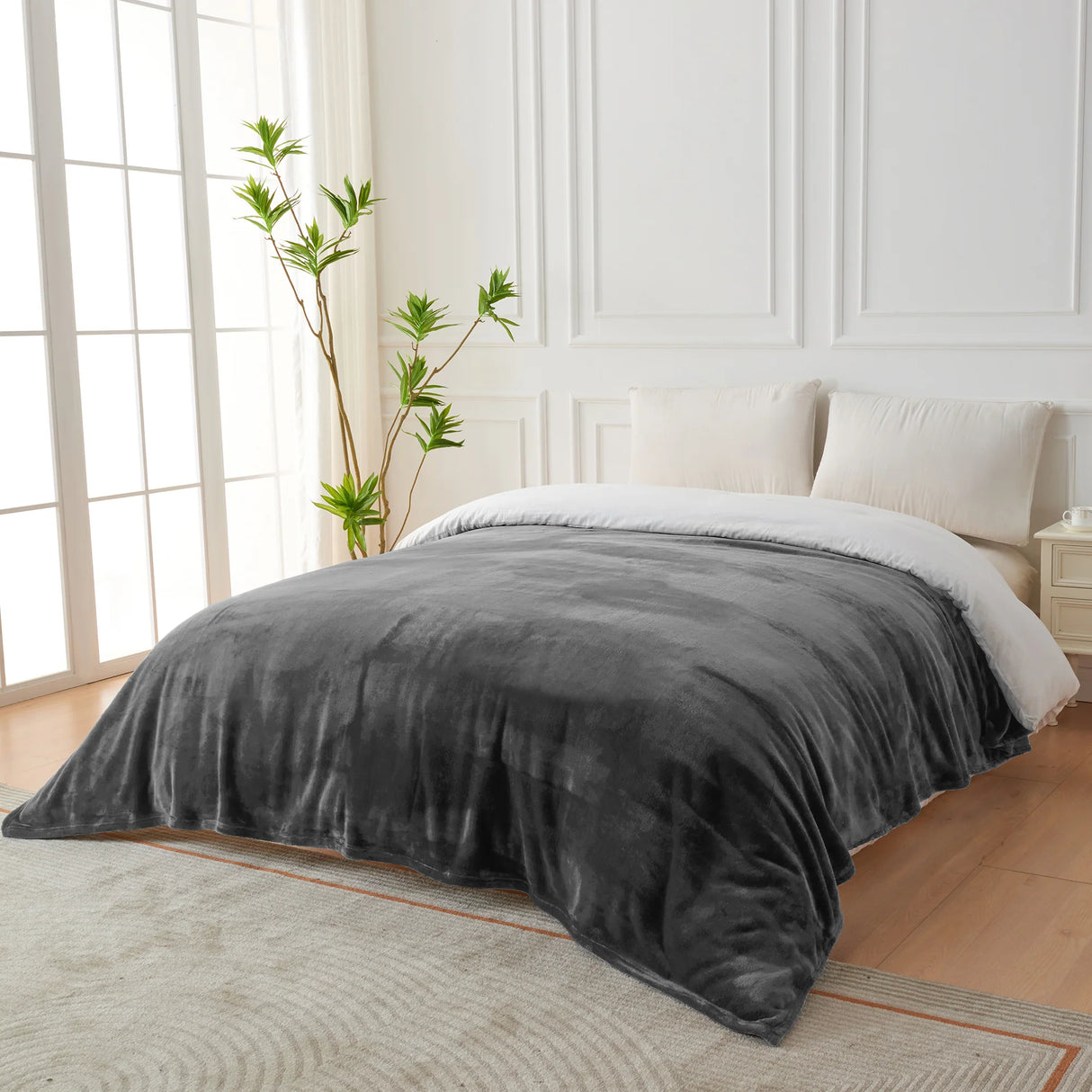 Luxiore Soft Plush Warm Mink Flannel Winter Blanket | 300GSM Ultra Plush Mink Lightweight Blanket