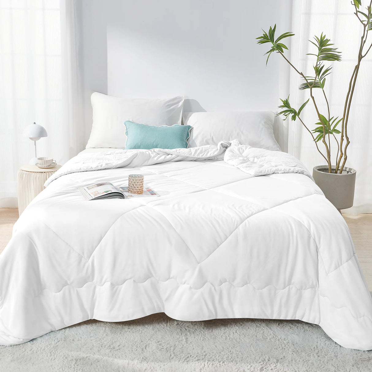 Luxiore Dual Sided Ultra Cooling Comforter | All Seasons Arc Chill Fabric Cool Max Blanket