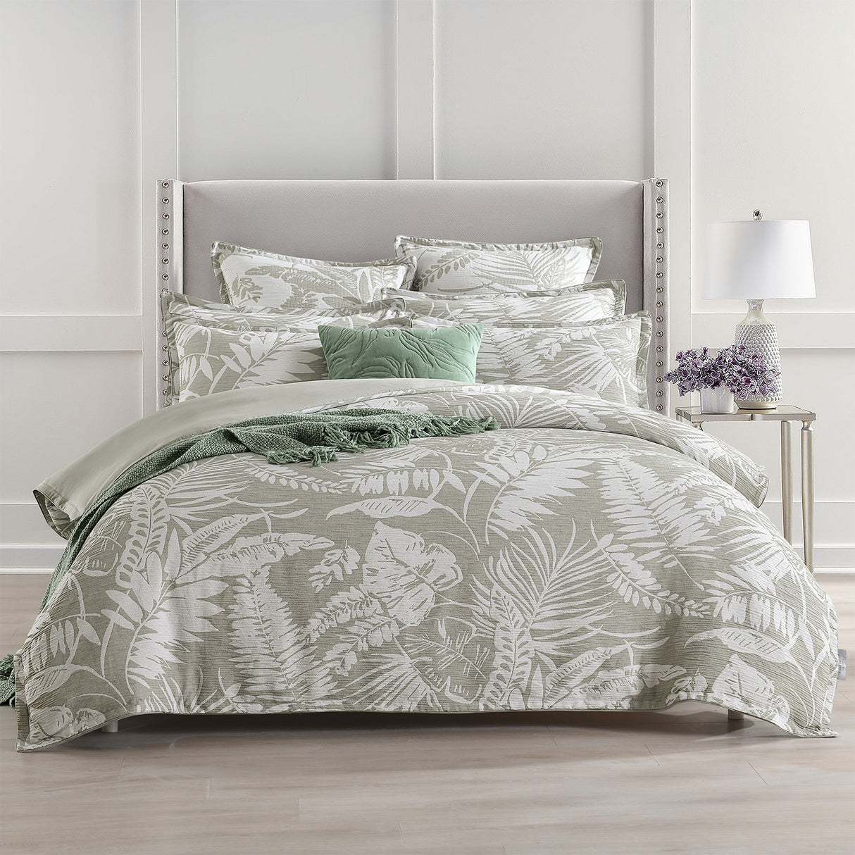 250TC Textured Jacquard Palm Breeze Quilt Cover Set in Sage Green by Renee Taylor