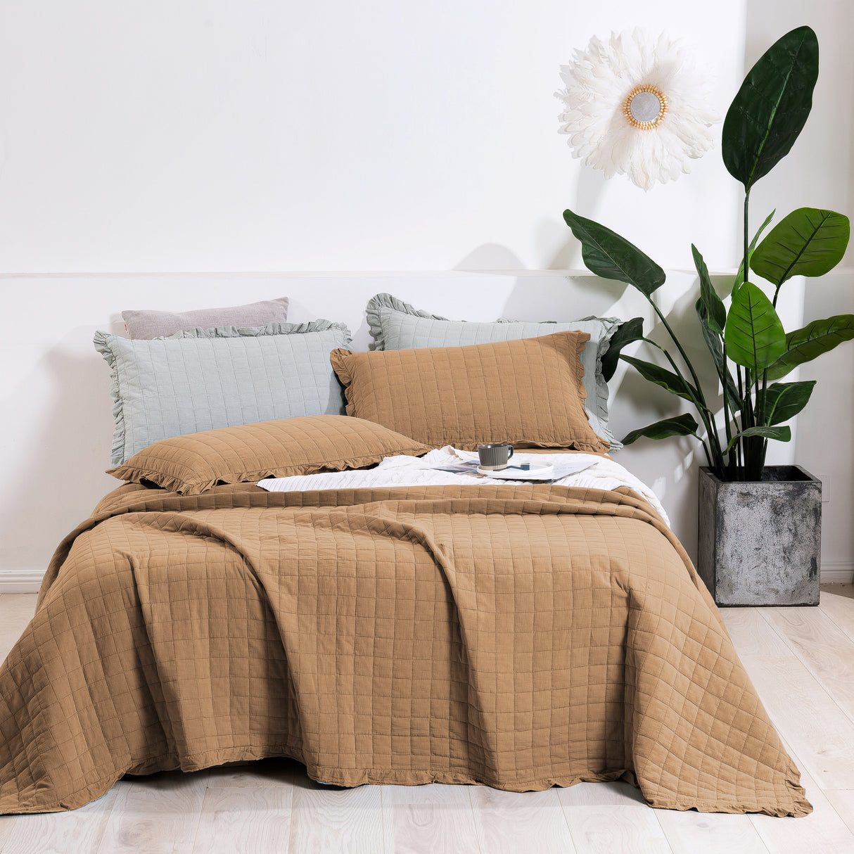 Luxore 100% Cotton Cover Quilted Sandwash Coverlet | Light Cotton Comforter