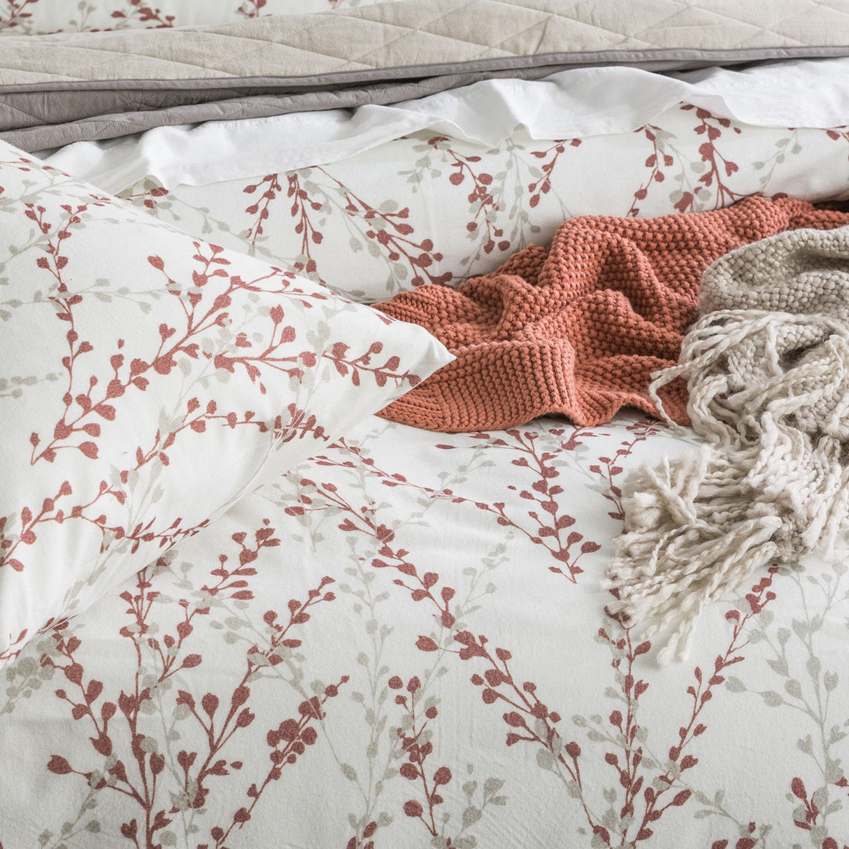 175GSM 100% Egyptian Cotton Flannelette Quilt Cover Set by Park Avenue | Winter Warm Bedding