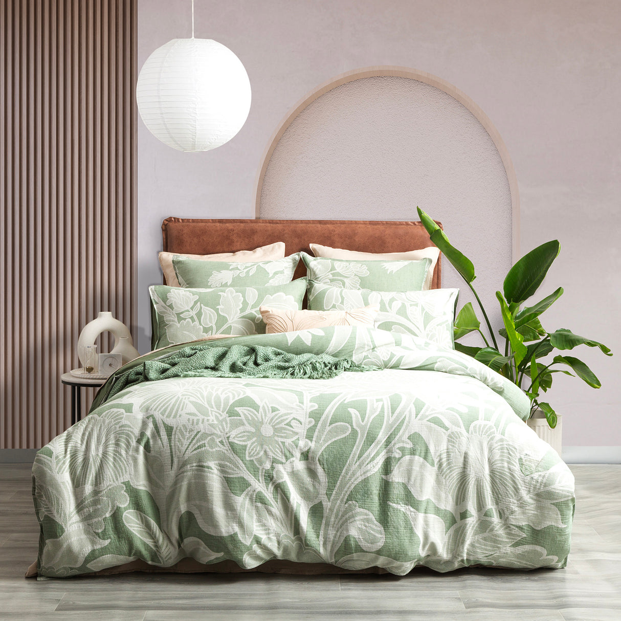 Bahama Flora 100% Cotton Jacquard Quilt Cover Set by Renee Taylor