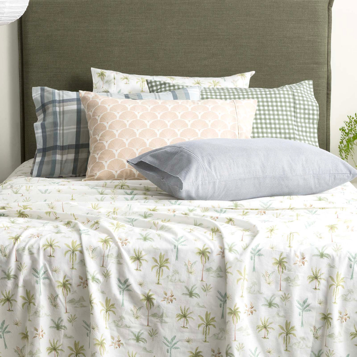 175GSM 100% Egyptian Cotton Flannelette Sheet Set In Patterned Designs by Park Avenue | Winter Warm Bedding