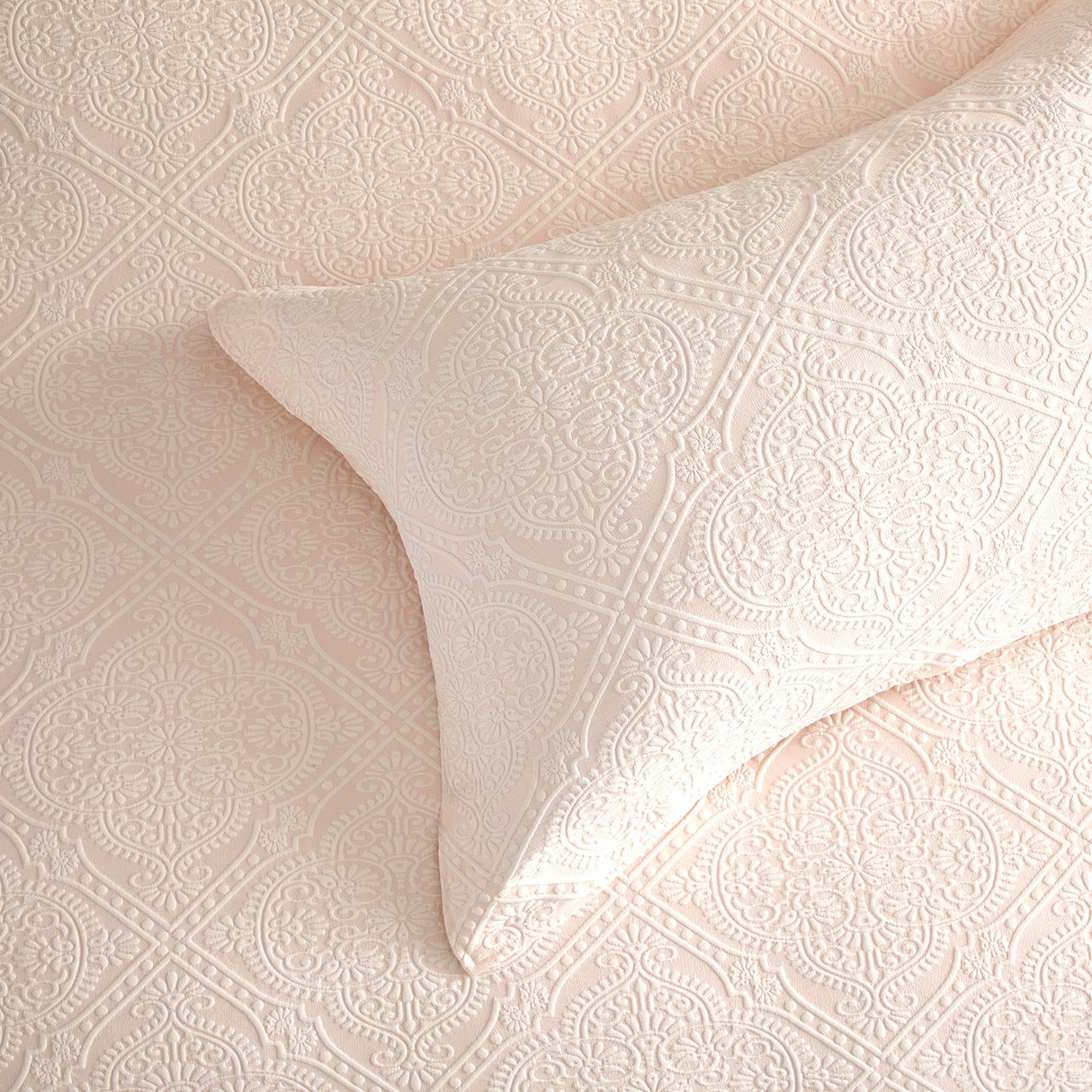 Blanca 300TC Cotton Blend Jacquard Woven Quilt Cover Set by Renee Taylor in Blush