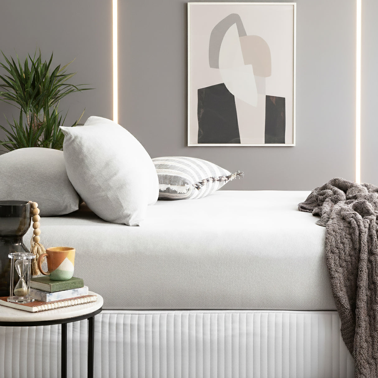 Luxiore 100% Organic Cotton Melange Jersey Fitted Sheet Combo Set by Renee Taylor | Breathable Eco Cotton Wrinkle Free Sheets