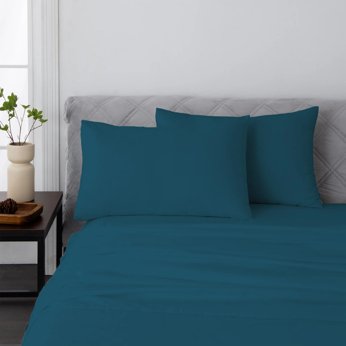 Luxiore 2000TC Breathable Cooling Bamboo Blend Sheet Set | Eco Friendly Anti Wrinkle Bamboo Sheets