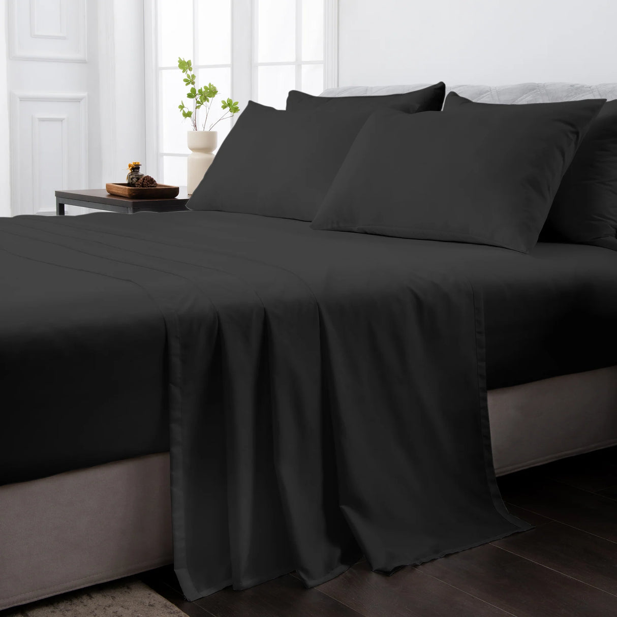 Luxiore 2000TC Breathable Cooling Bamboo Blend Sheet Set | Eco Friendly Anti Wrinkle Bamboo Sheets