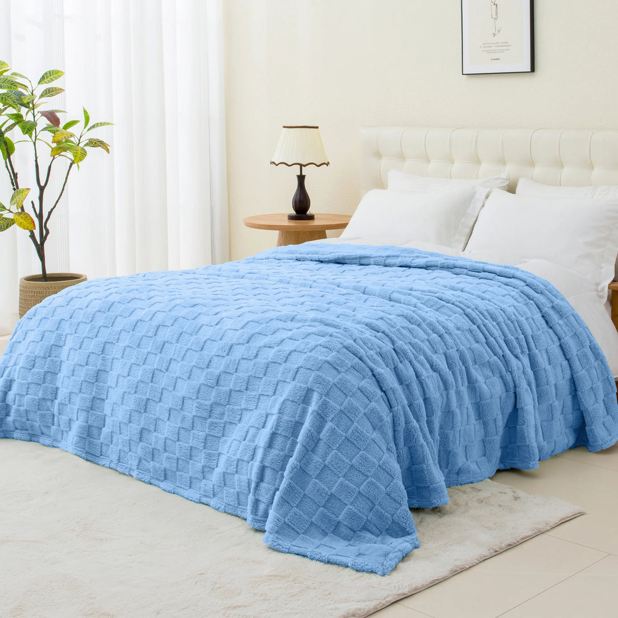 Luxiore Super Soft Plush Warm Fleece Winter Blanket | 300GSM Stylish Jacquard Fleecy Blanket