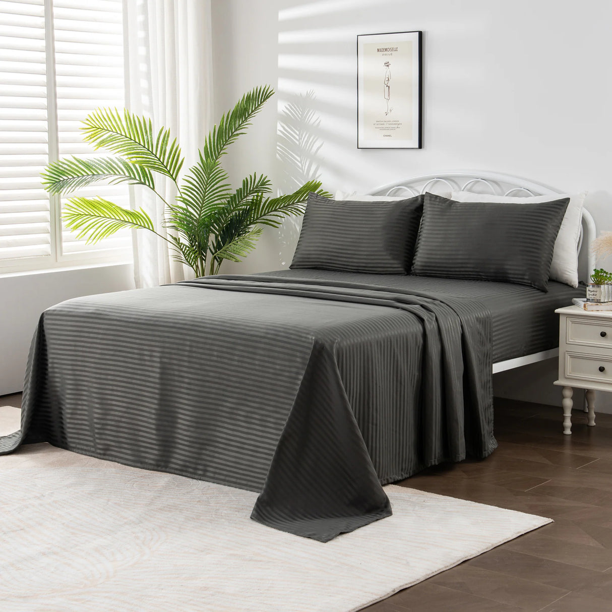 Luxiore 1800TC Super Soft Silky Brushed Microfibre Sheet Set | Luxury Pin Stripe Microfibre Sheets