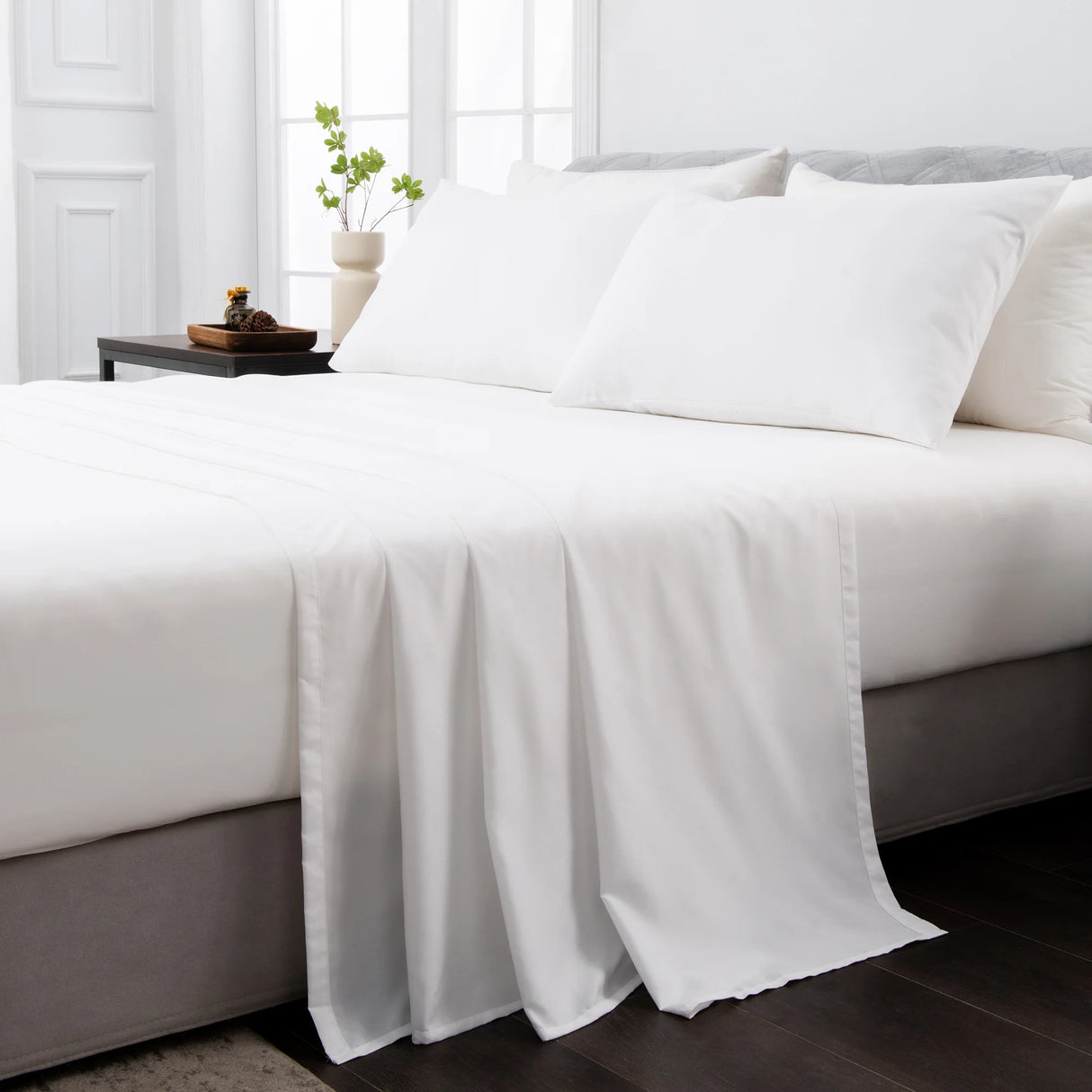 Luxiore 2000TC Breathable Cooling Bamboo Blend Sheet Set | Eco Friendly Anti Wrinkle Bamboo Sheets