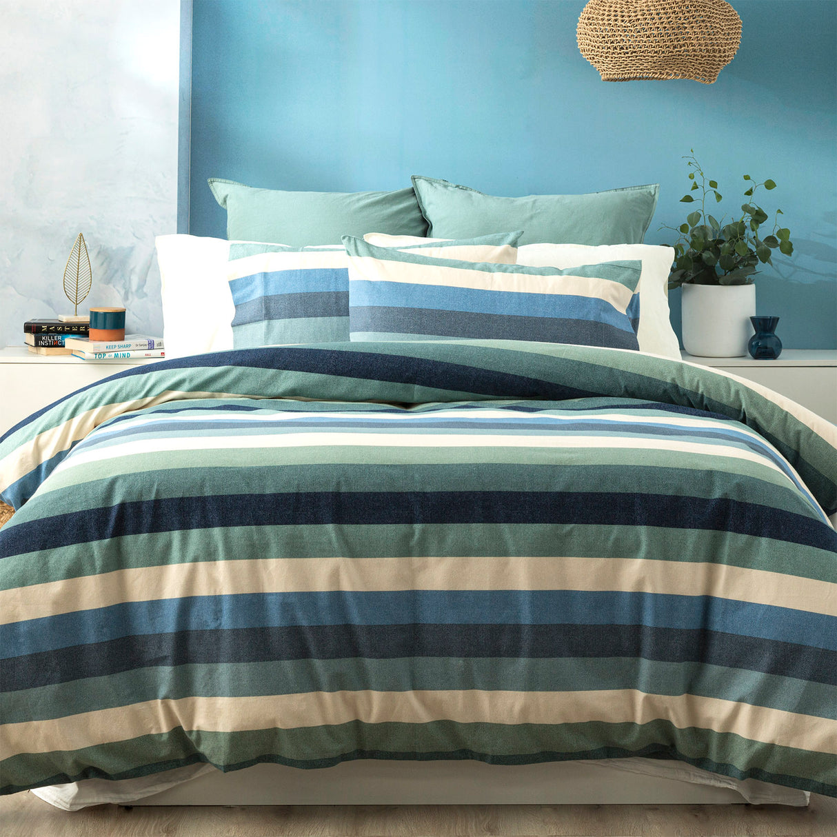 175GSM 100% Egyptian Cotton Flannelette Quilt Cover Set by Park Avenue | Winter Warm Bedding